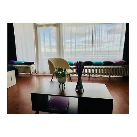 With 1 Bedroom *