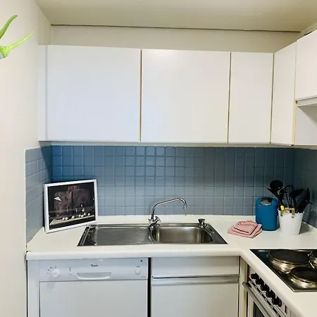 With 1 Bedroom *